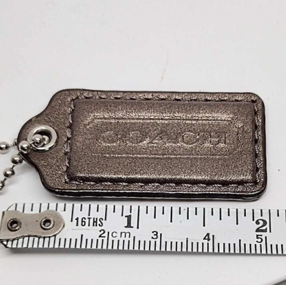 🏷️ 2" Y2K Coach Metallic Bronze Leather Hang Tag Bag Fob Charm Keychain Rare - Picture 5 of 5